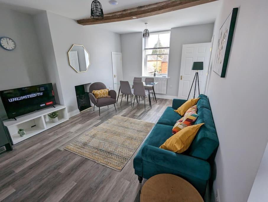 31 High Street - Modern & Stylish 2-Bed Apartment - Inc Parking Husbands Bosworth Exterior foto
