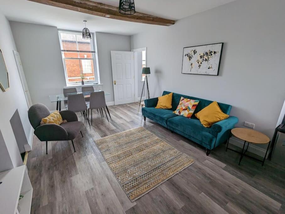 31 High Street - Modern & Stylish 2-Bed Apartment - Inc Parking Husbands Bosworth Exterior foto
